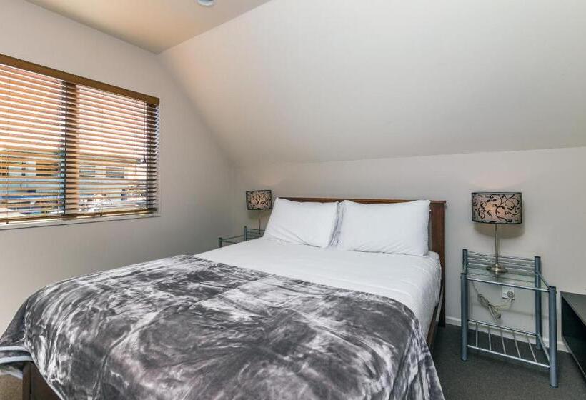 Люкс 3 Спальни, Twin Peaks Lakeside Inn