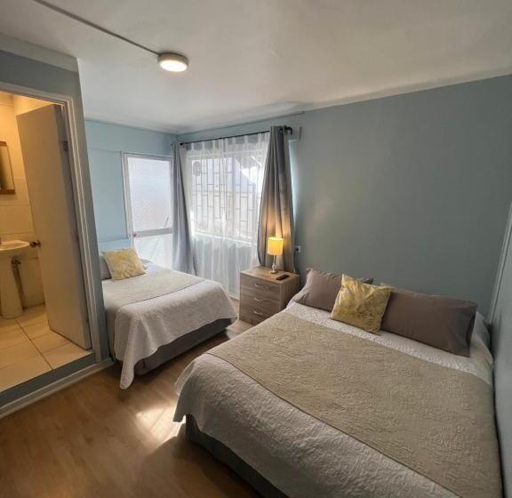 Номер Стандарт Трехместный, Hostal Ravello