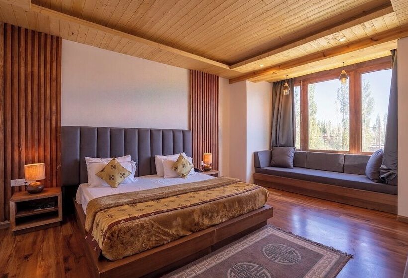 اتاق لوکس, Ladakh Himalayan Retreat
