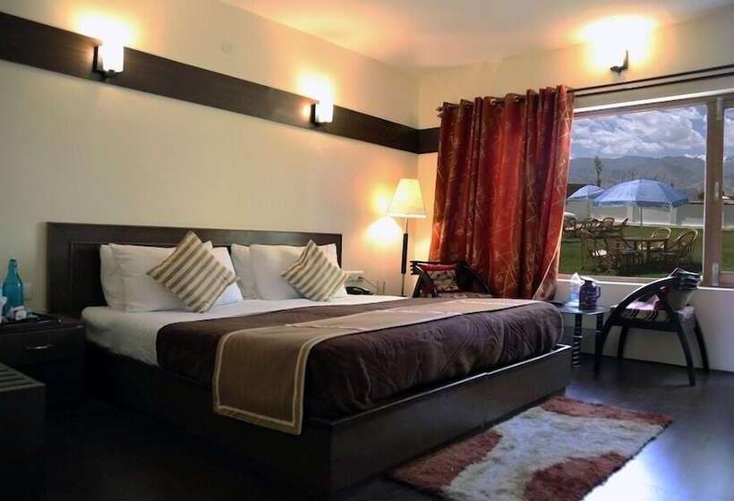 اتاق لوکس, Ladakh Himalayan Retreat