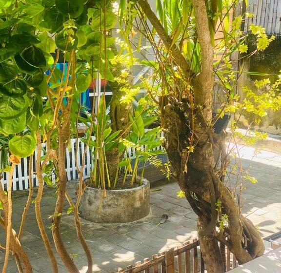 Номер Стандарт с Балконом, Tarci Bungalows Lembongan