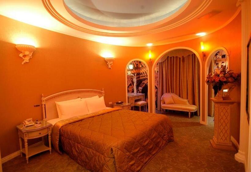 اتاق استاندارد, Romantic Code Art Motel