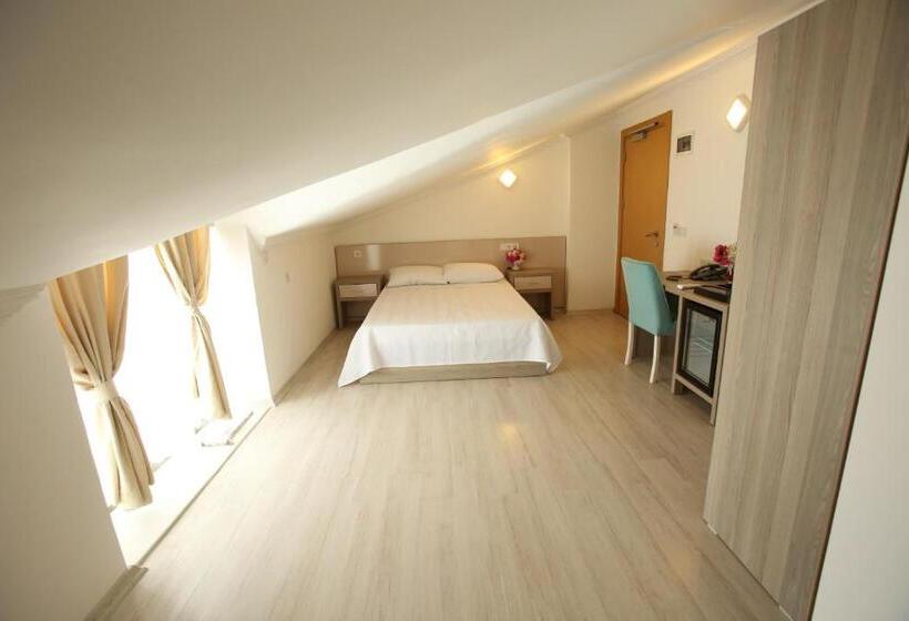 펜트하우스 룸, Aria Doria Otel