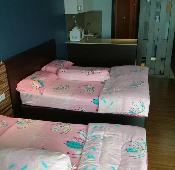 غرفة عائلية, Best Studio Guest House