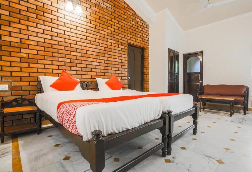 Quarto Triplo Clássico, La Petite By Oyo Rooms