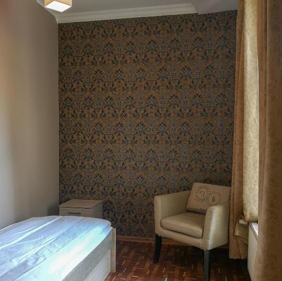 اتاق استاندارد یک نفره, Villa Kadriorg Hostel