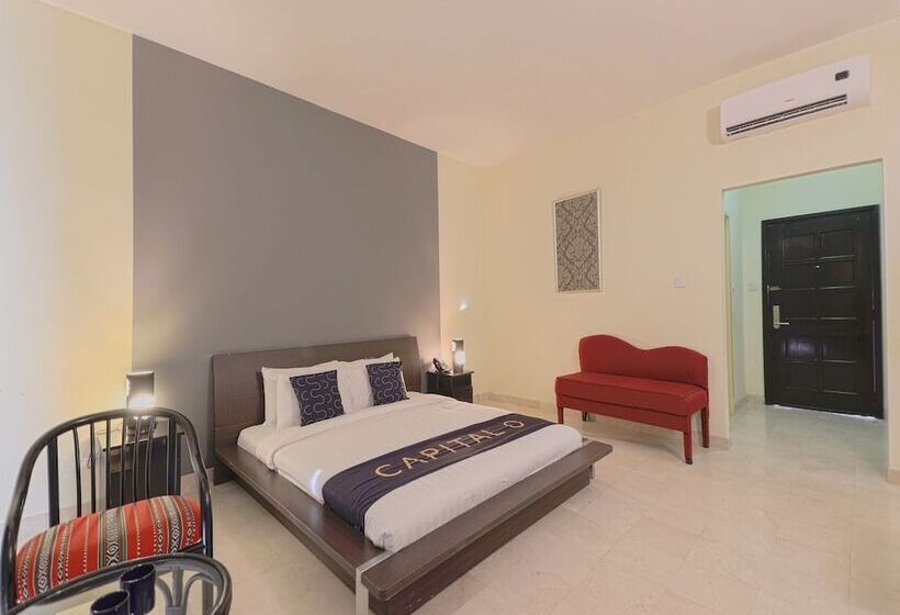 سوییت جونیور, Capital O133 Al Sawadi Beach Resort & Spa