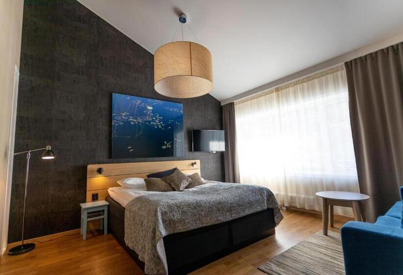 Номер Deluxe, Sundvolden