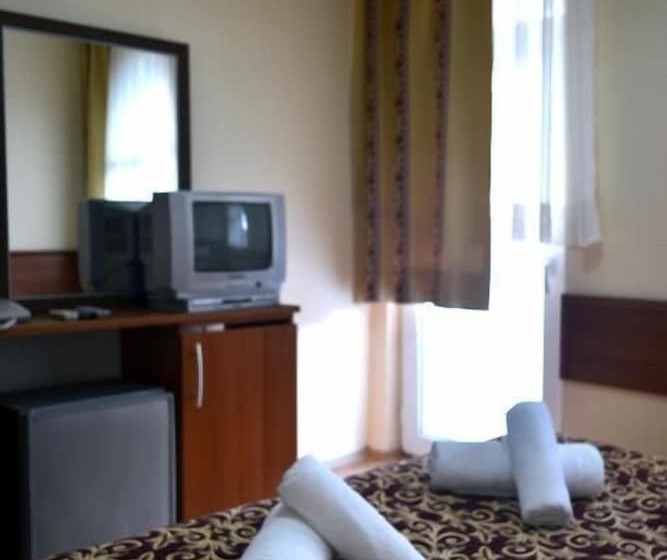 Quarto Estandar com Sacada, Ipek Hotel Camyuva