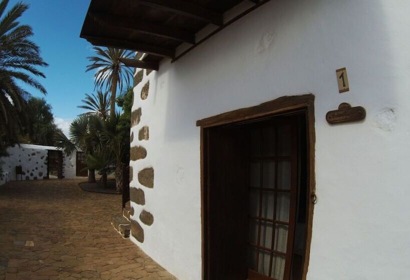 سوییت جونیور, Rural Rugama
