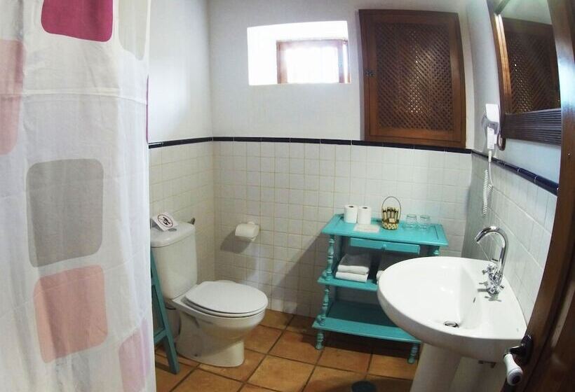 Quarto Estandar, Rural Rugama