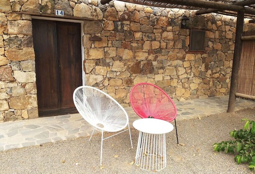 اتاق استاندارد, Rural Rugama