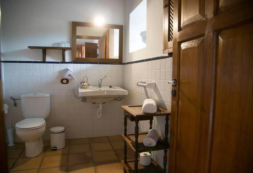 Quarto Estandar, Rural Rugama