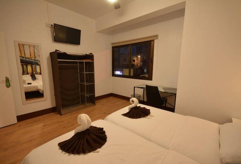 اتاق استاندارد با سرویس بهداشتی مشترک, City Room Las Palmas