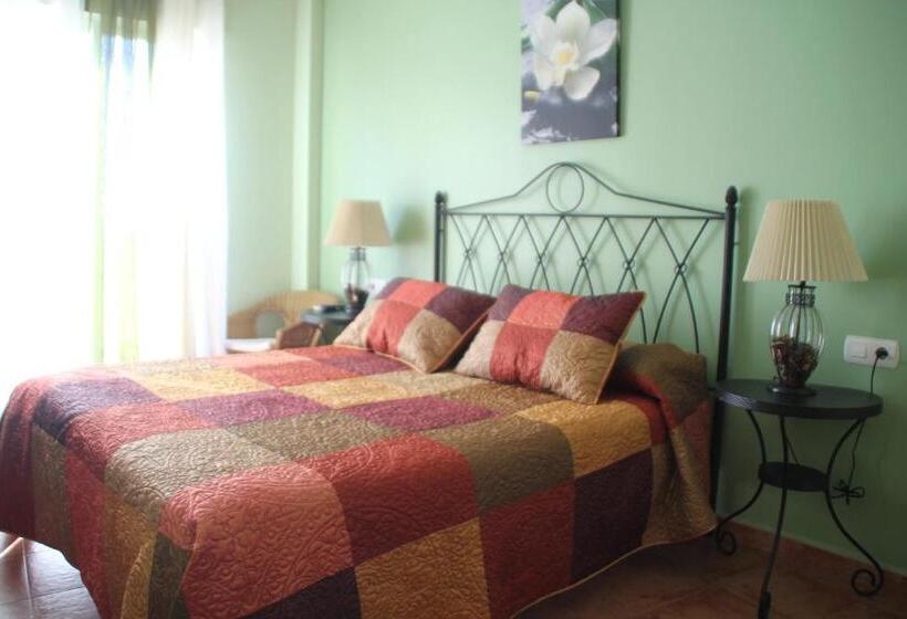 Семейный Номер, Hostal Zaguan