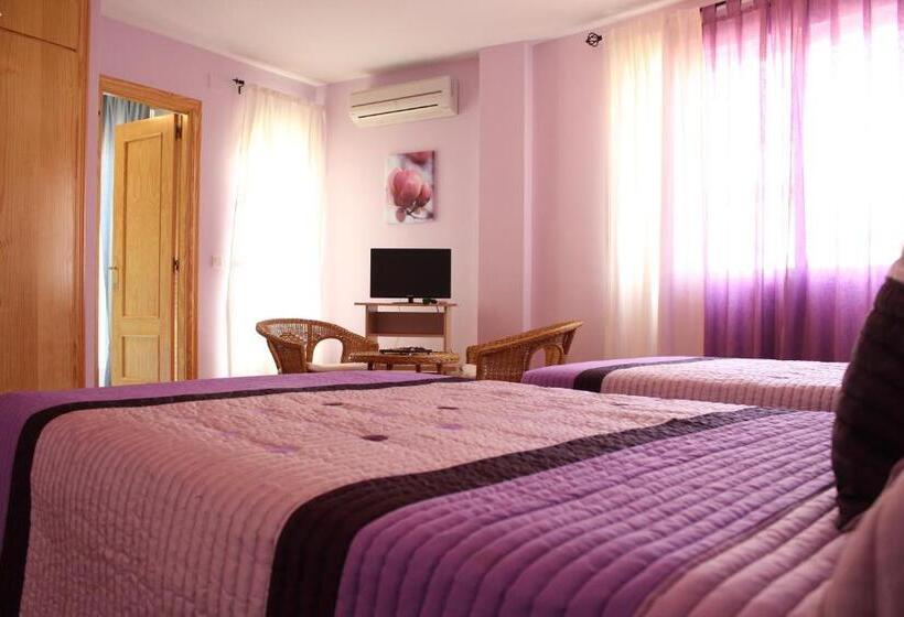 Семейный Номер, Hostal Zaguan