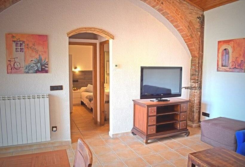 Семейные Апартаменты, Masia Ca La Caputxeta & Golf