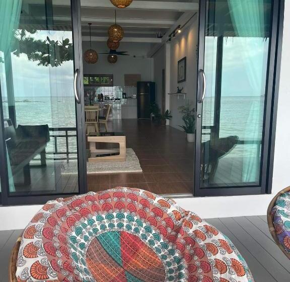 Casa 2 Quartos, Benjamin S Hut