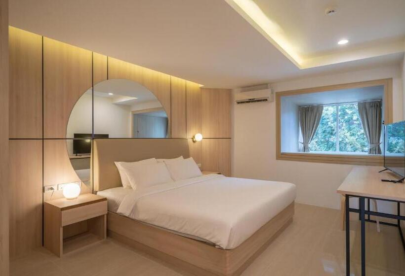 اتاق لوکس با تخت بزرگ, Bedline Hotel   Sha Certified