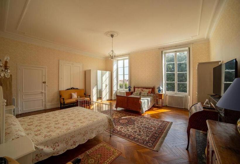 Дом 1 Спальня, Chambre D Hotes La Maison De Maître