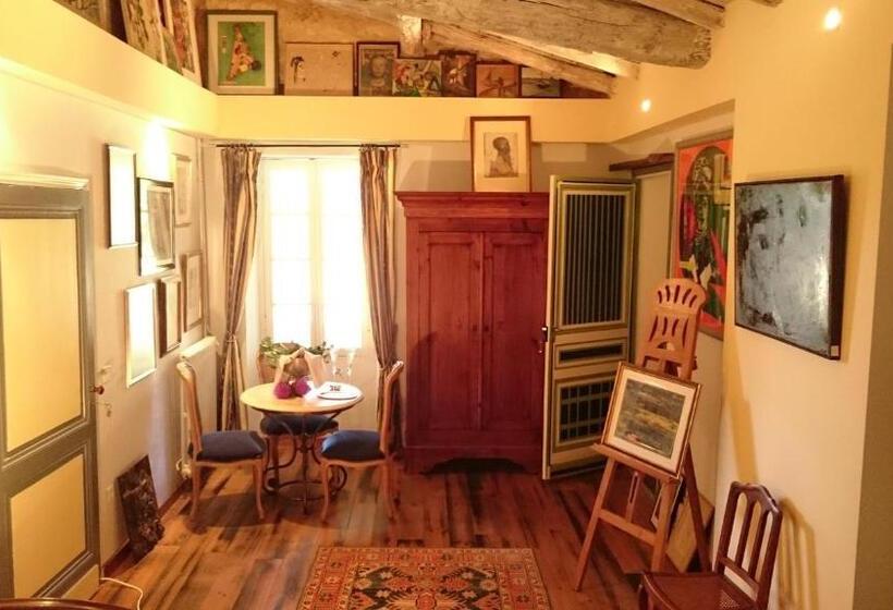 Студио Стандарт Вид на Сад, Domaine Mongiron