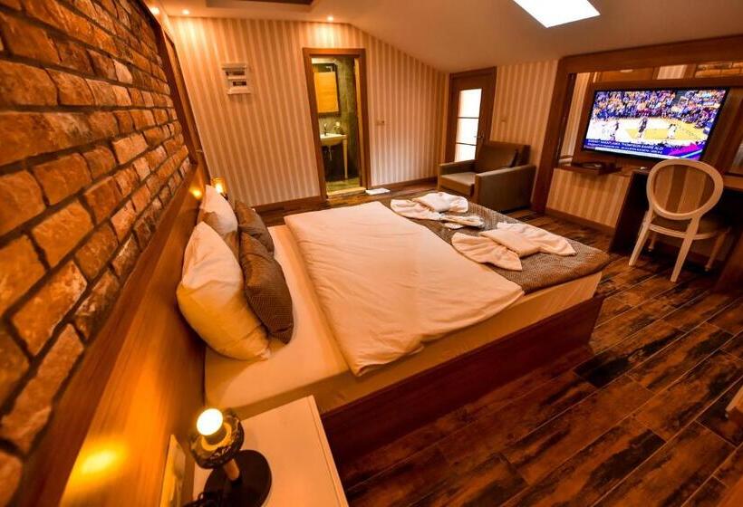 Deluxe Room, Serah Residence