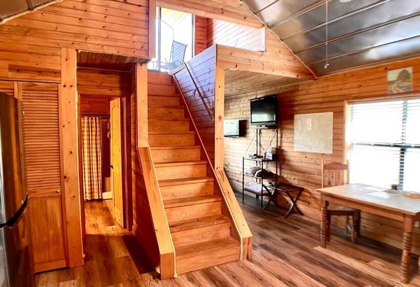 کلبه دلوکس, Walnut Canyon Cabins