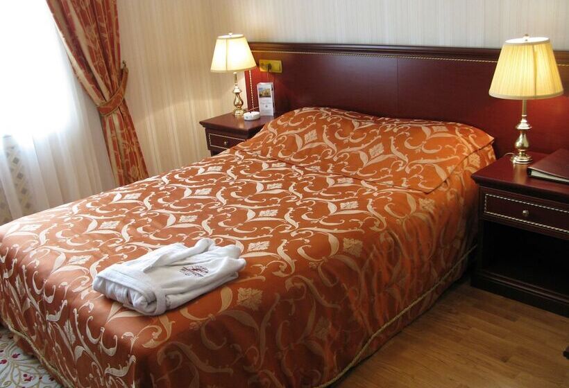 수피리어 싱글 룸, Intourist Stavropol