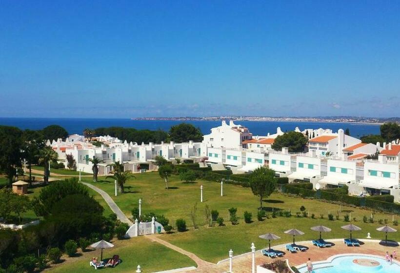 스탠다드 스튜디오 바다 전망, Prainha Clube