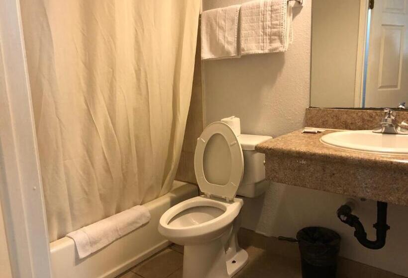 חדר סטנדרט עם מיטת קינג, Starlight Inn, Valley Blvd   Downtown La