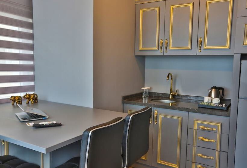 Апартаменты Deluxe 1 Спальня, Real King Suit Otel