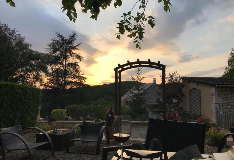 Номер Стандарт Вид на Горы, Domaine Lacoste