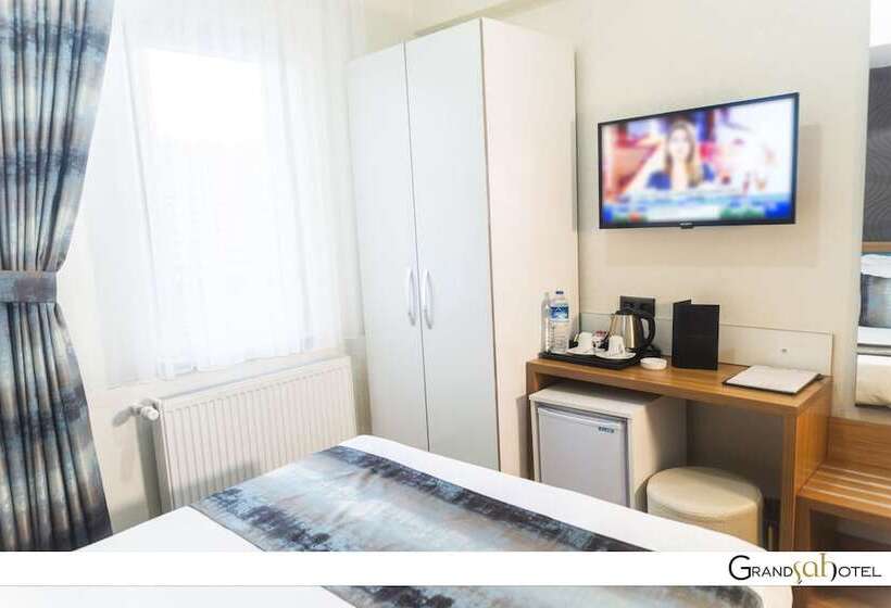 اتاق استاندارد سه نفره, Grand şah Otel