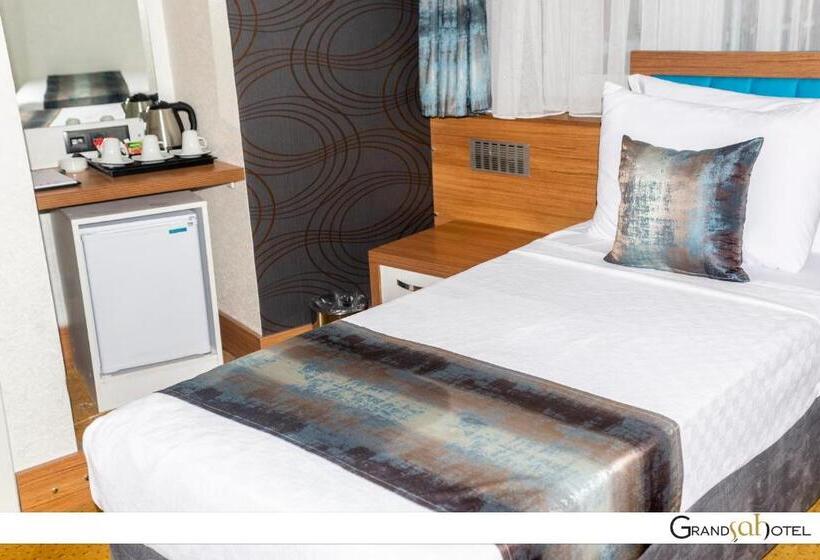 اتاق استاندارد سه نفره, Grand şah Otel