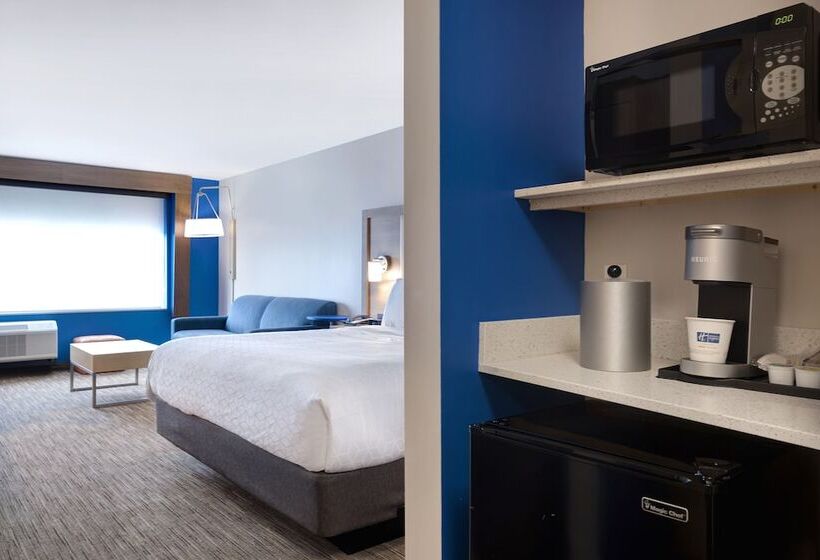 Люкс, Holiday Inn Express & Suites   Brighton, An Ihg
