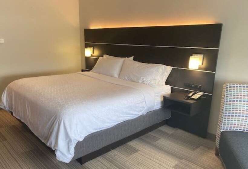 스탠다드 룸, Holiday Inn Express & Suites Warrensburg North, An Ihg