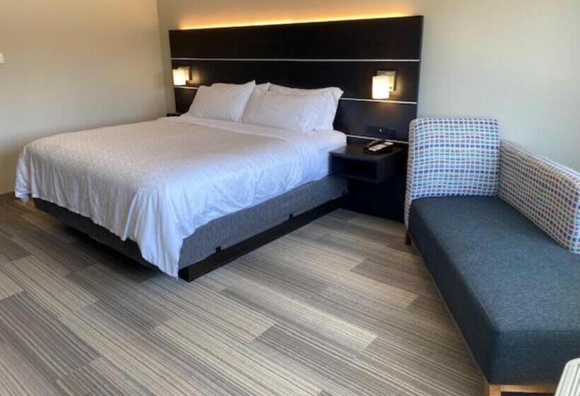 스탠다드 룸, Holiday Inn Express & Suites Warrensburg North, An Ihg