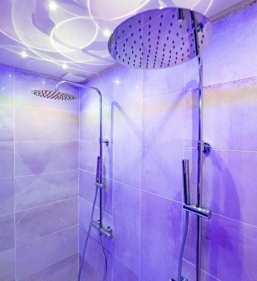 استودیوی استاندارد, Studio Romantique Jacuzzi Ou Spa Balneo Privatif Et Jardin Au Temps Des Cerises La Ciotat