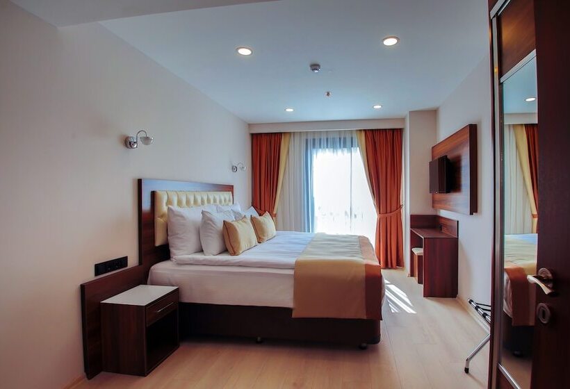 سوییت خانوادگی, Paris Prestige
