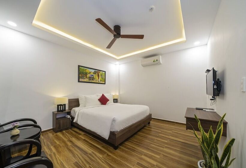 اتاق لوکس با چشم‌انداز استخر, The Nam An Villa Hoi An