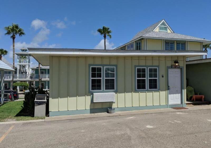 带大床的套房, Seashell Village Resort Near The Beach With Kitchens