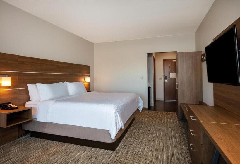 Стандартный Номер Кровать Кинг, Holiday Inn Express & Suites   Beloit, An Ihg