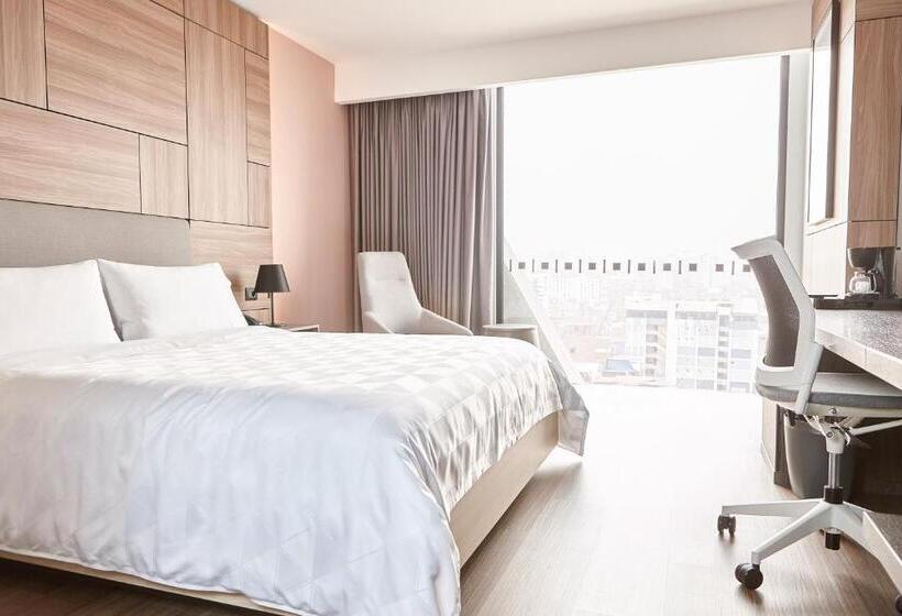 带大床的标准间, Holiday Inn   Lima Miraflores, An Ihg