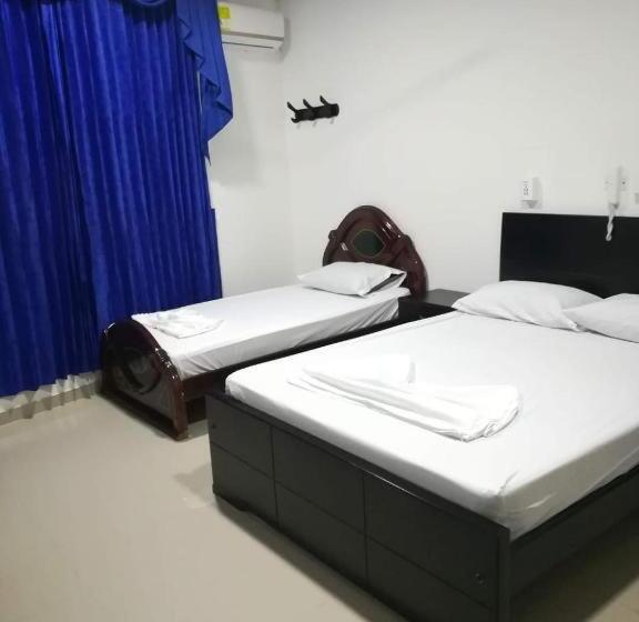 Habitación Triple Básica, Perla Azul Boutique