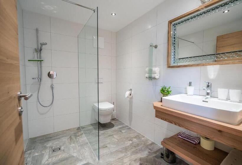 Апартаменты 1 Спальня с Балконом, Haus Christlum