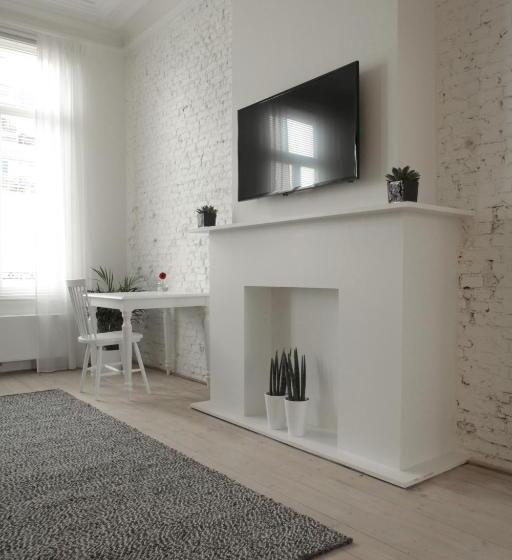 سوییت لوکس, Maison Nationale City Flats & Suites