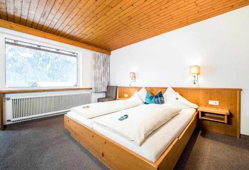 اتاق استاندارد, Pension Der Steinbock   Das 300 Jahre Alte Bauernhaus   Tirol