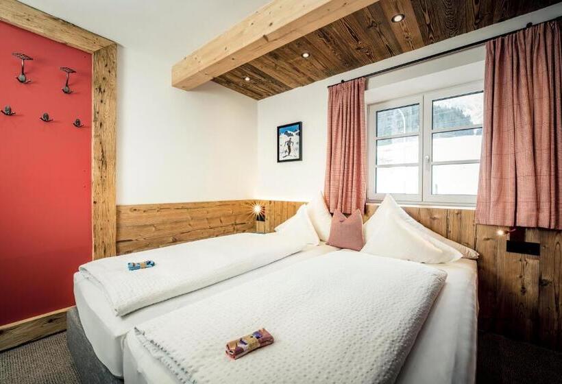 اتاق راحتی, Pension Der Steinbock   Das 300 Jahre Alte Bauernhaus   Tirol