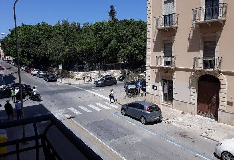豪华三人间, B&b Stella Maris Trapani Centro