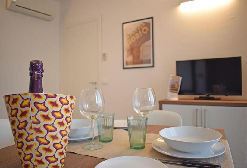 Апартаменты Deluxe 1 Спальня, Travini Hotel Residence